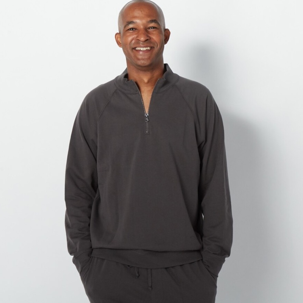 Dark Grey Barefoot Dreams Malibu Collection Half Zip Pullover Mens Medium